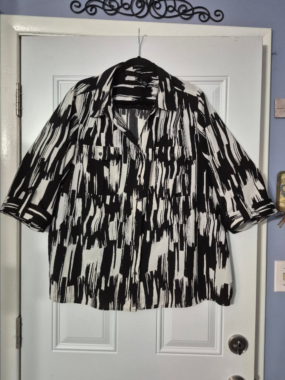 Button Down Top. Maggie Barnes. Size 2X 22/24W